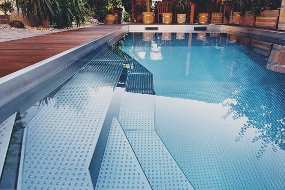Kapalı Otel Villa için Lüks Paslanmaz Çelik Yapı Havuz Çelik Panel Astarı